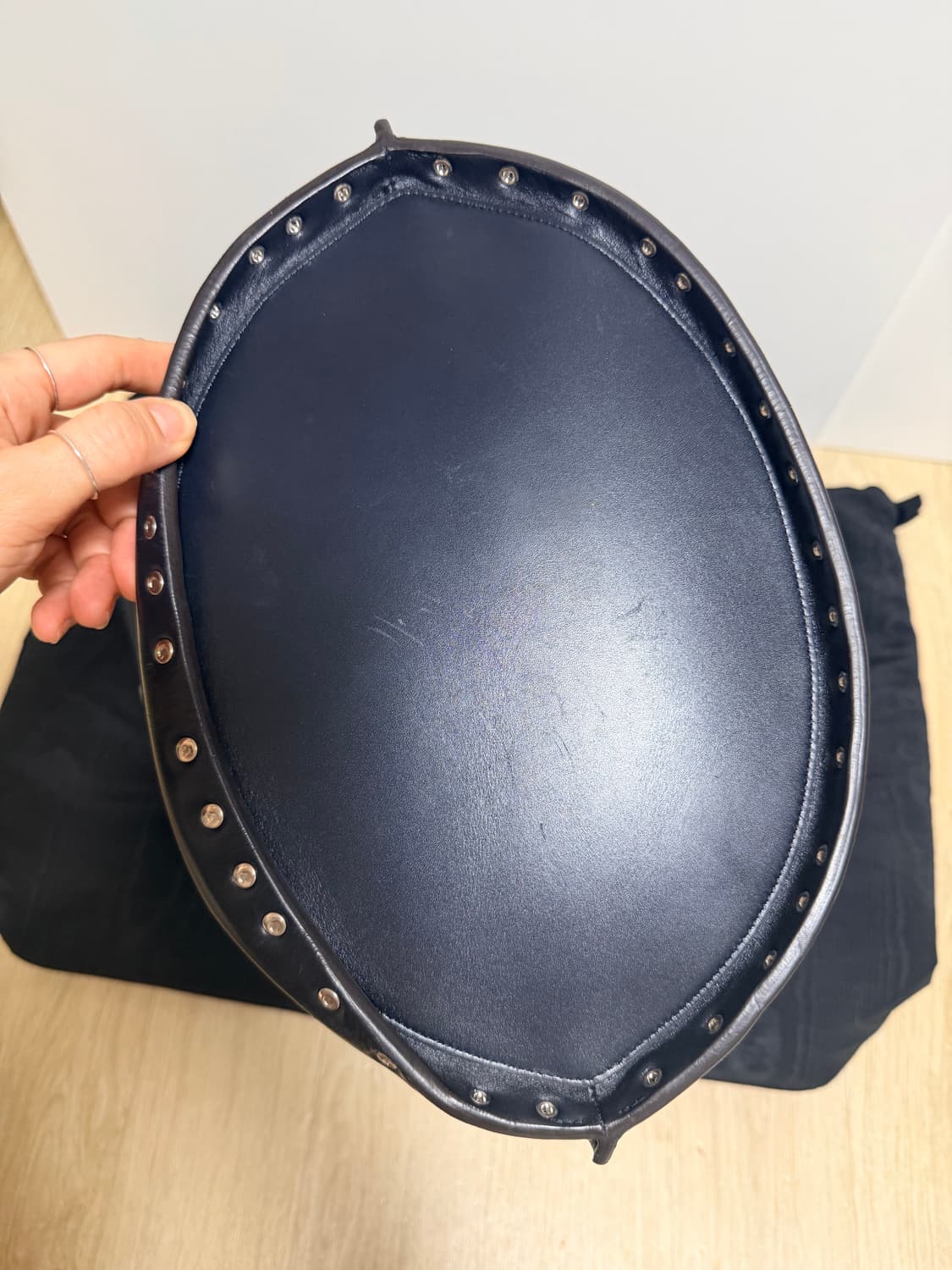 Old Celine 정품 라지 버킷백 올드 셀린느 피비파일로 스터드 백 상품이미지5