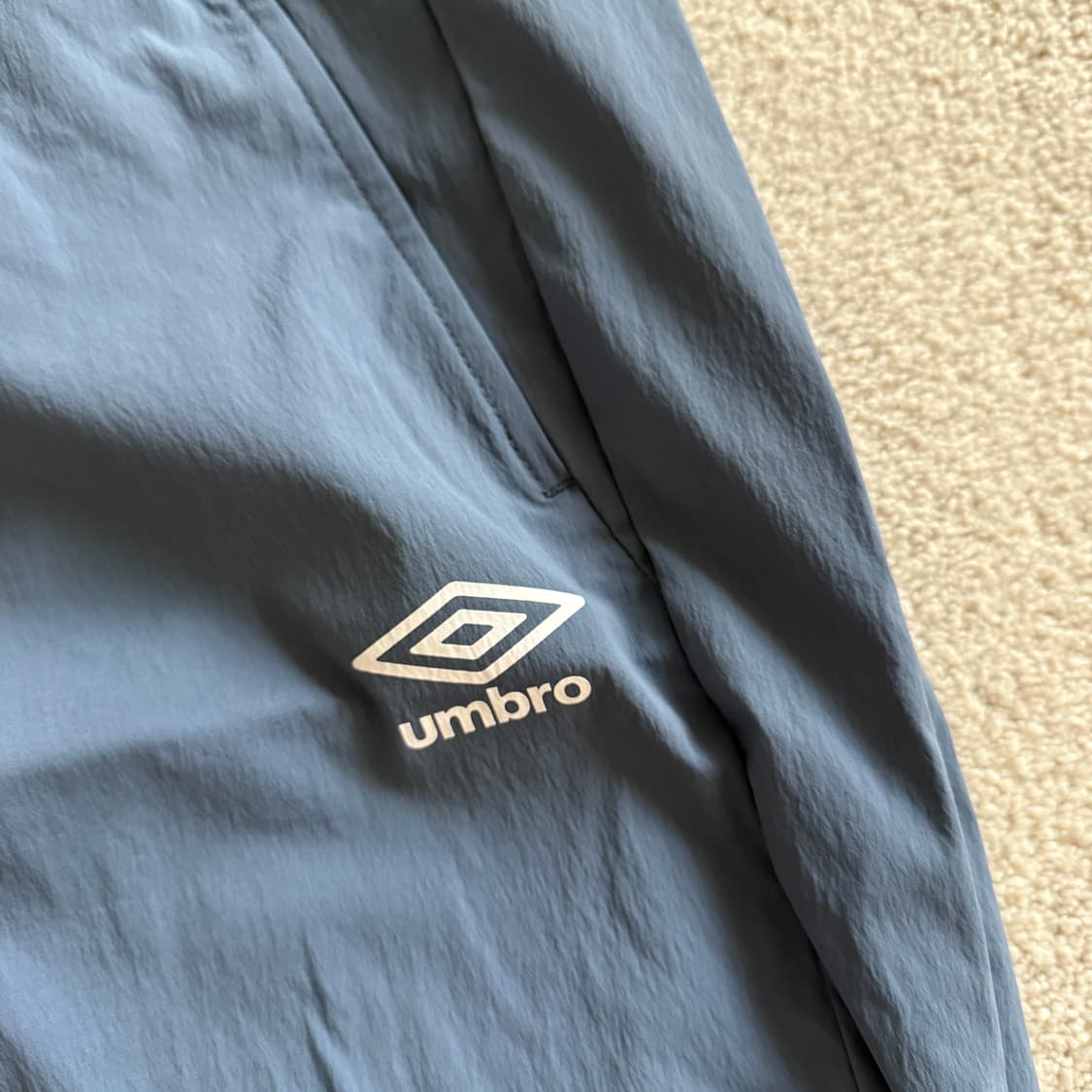 엄브로 나이트런 베이직 러닝 트레이닝 조거 팬츠 상품이미지2