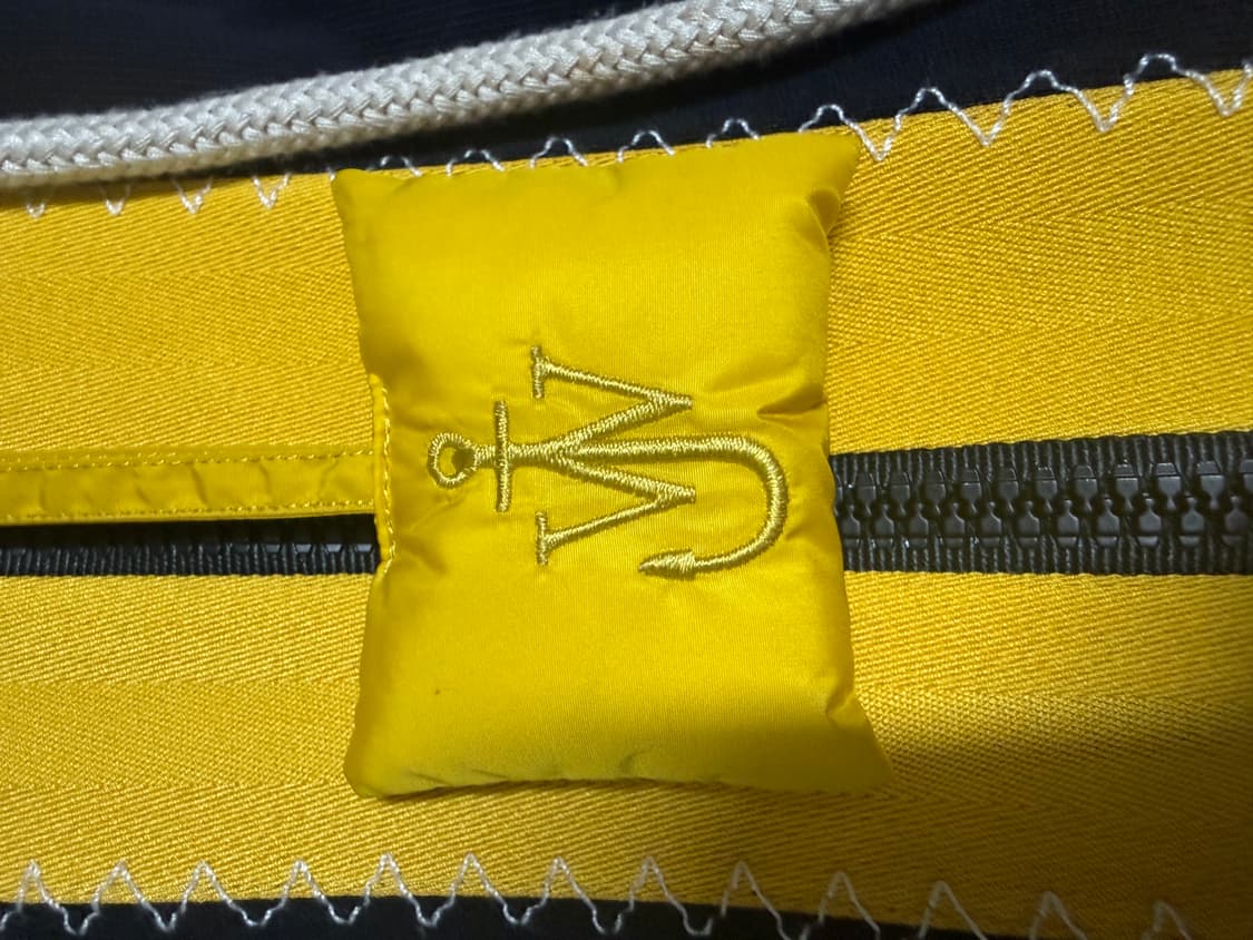 몽클레어Jw앤더슨 몽클레르 후드집업 상품이미지3