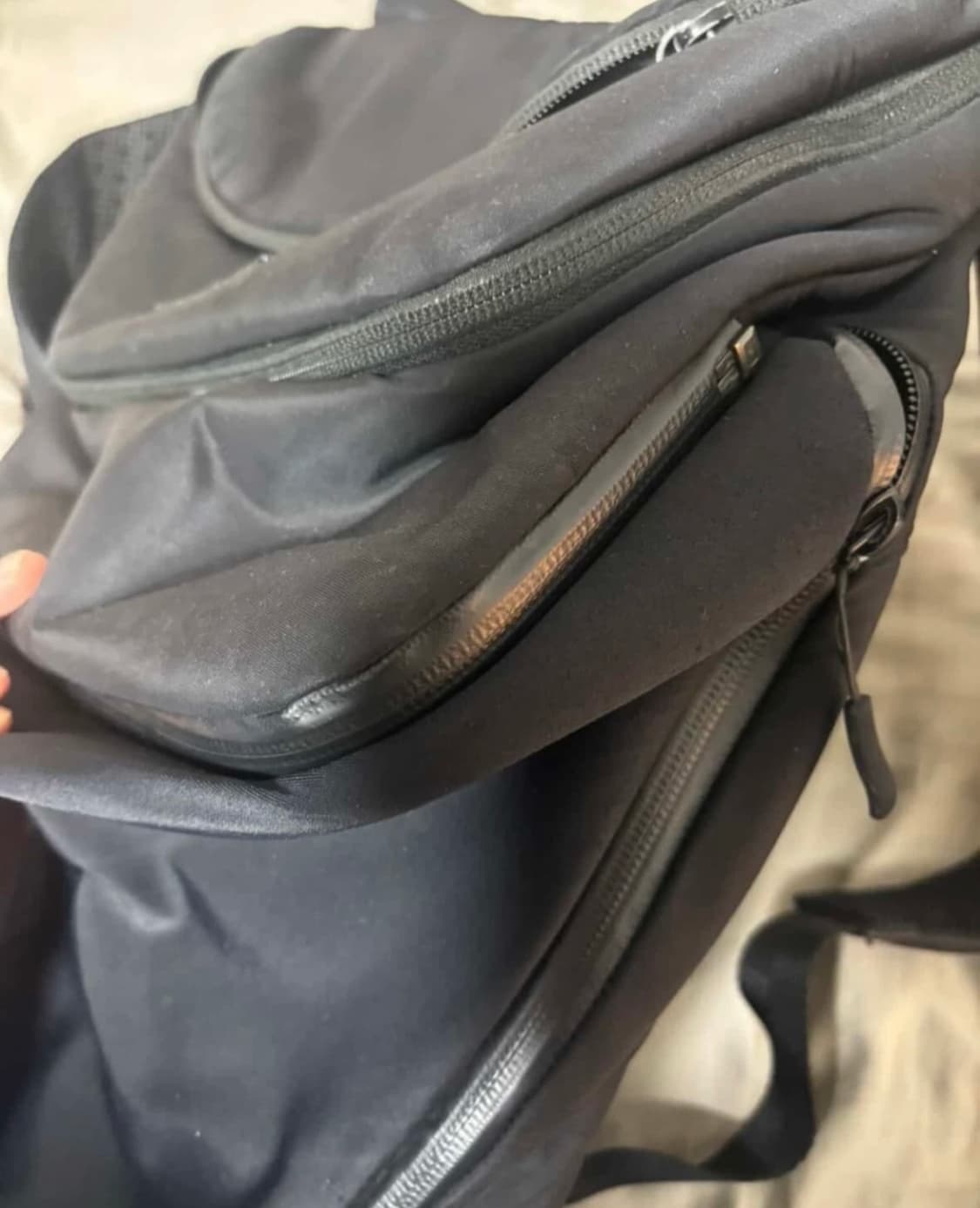 Y-3 백팩 상품이미지3