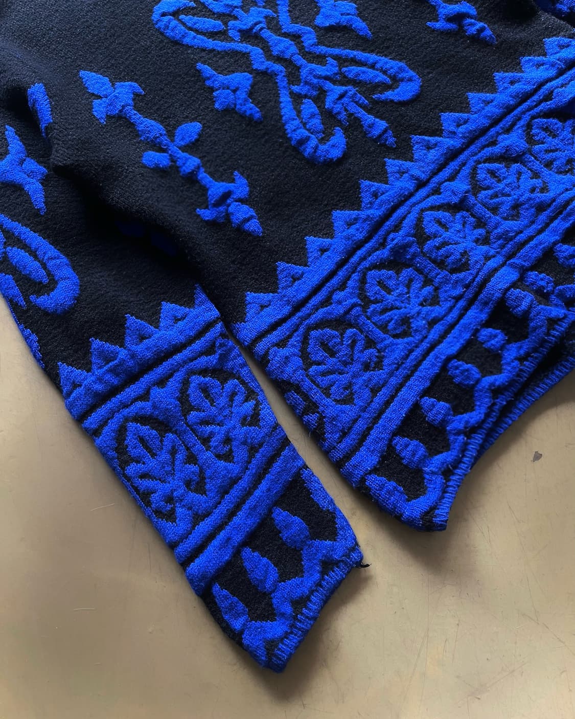 1980-90s CREATEUR 3D Tribal Trim Knit 상품이미지7