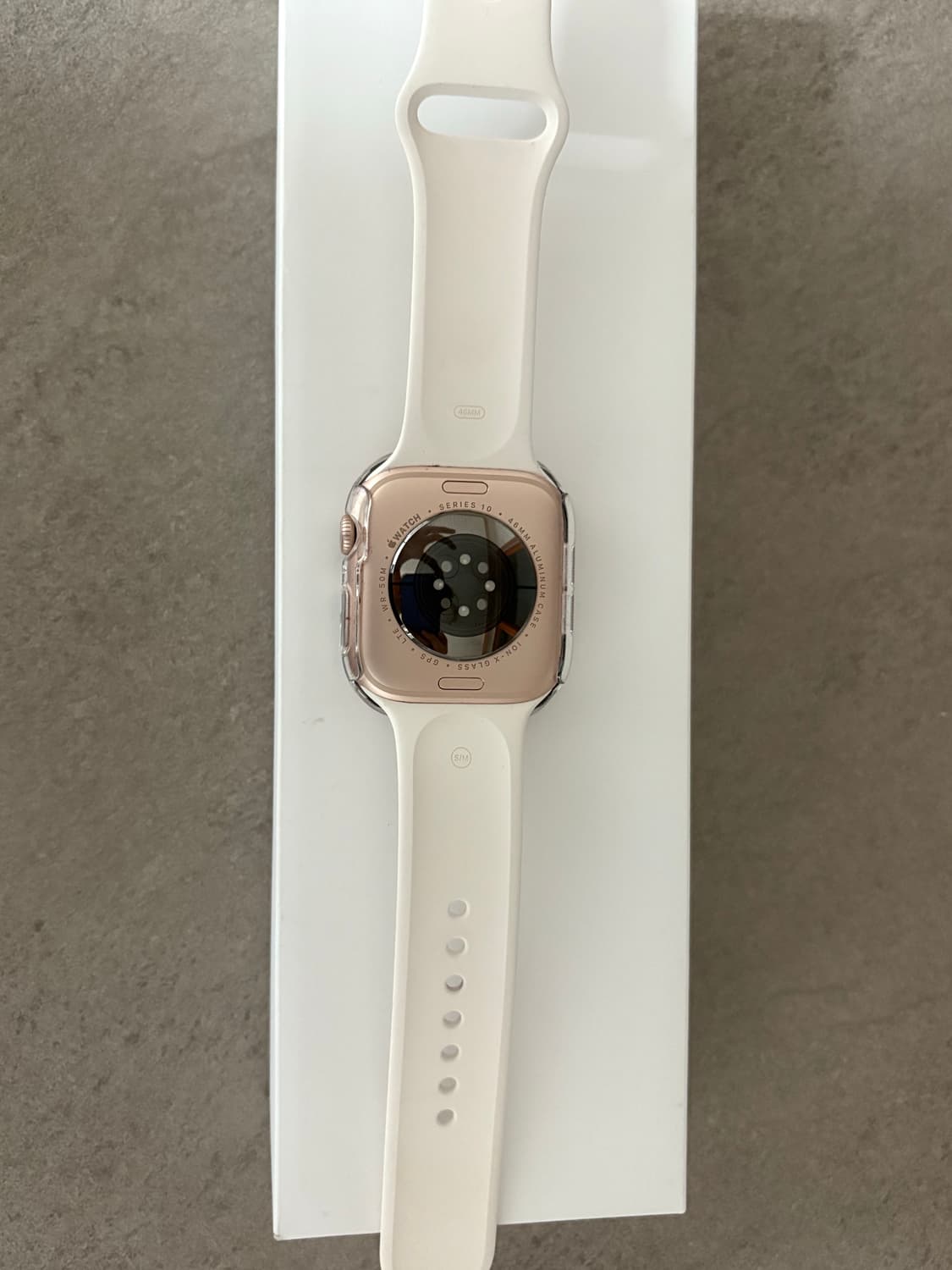 애플워치 시리즈 10 46mm gps+셀룰러 로즈 골드 상품이미지3