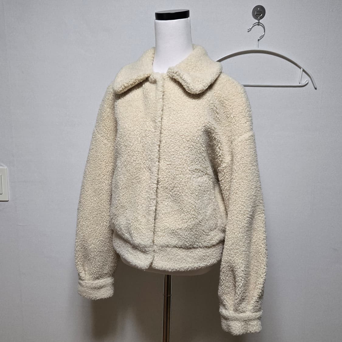 앤아더스토리즈 테디 자켓  상품이미지6