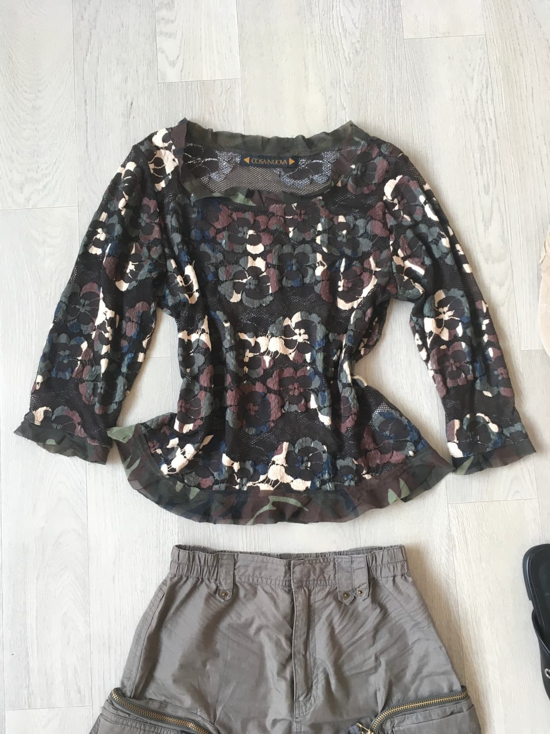 jpn vintage camo flower frill blouse 상품이미지1
