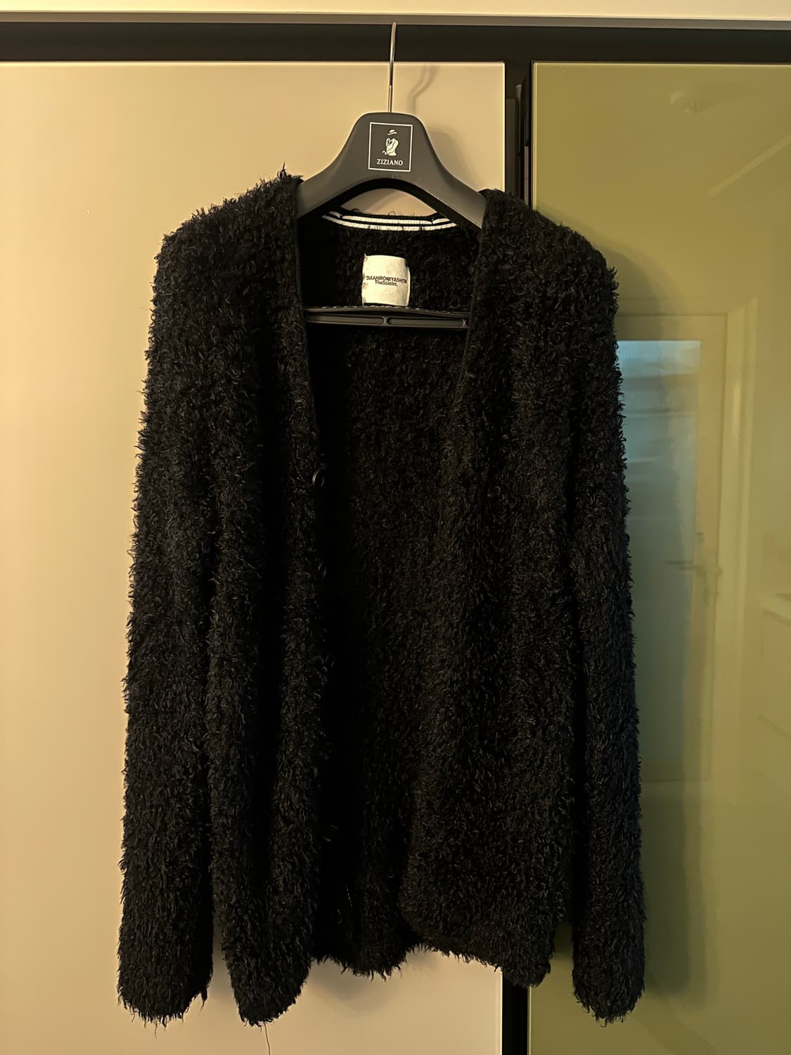 솔로이스트 shaggy cardigan 상품이미지1