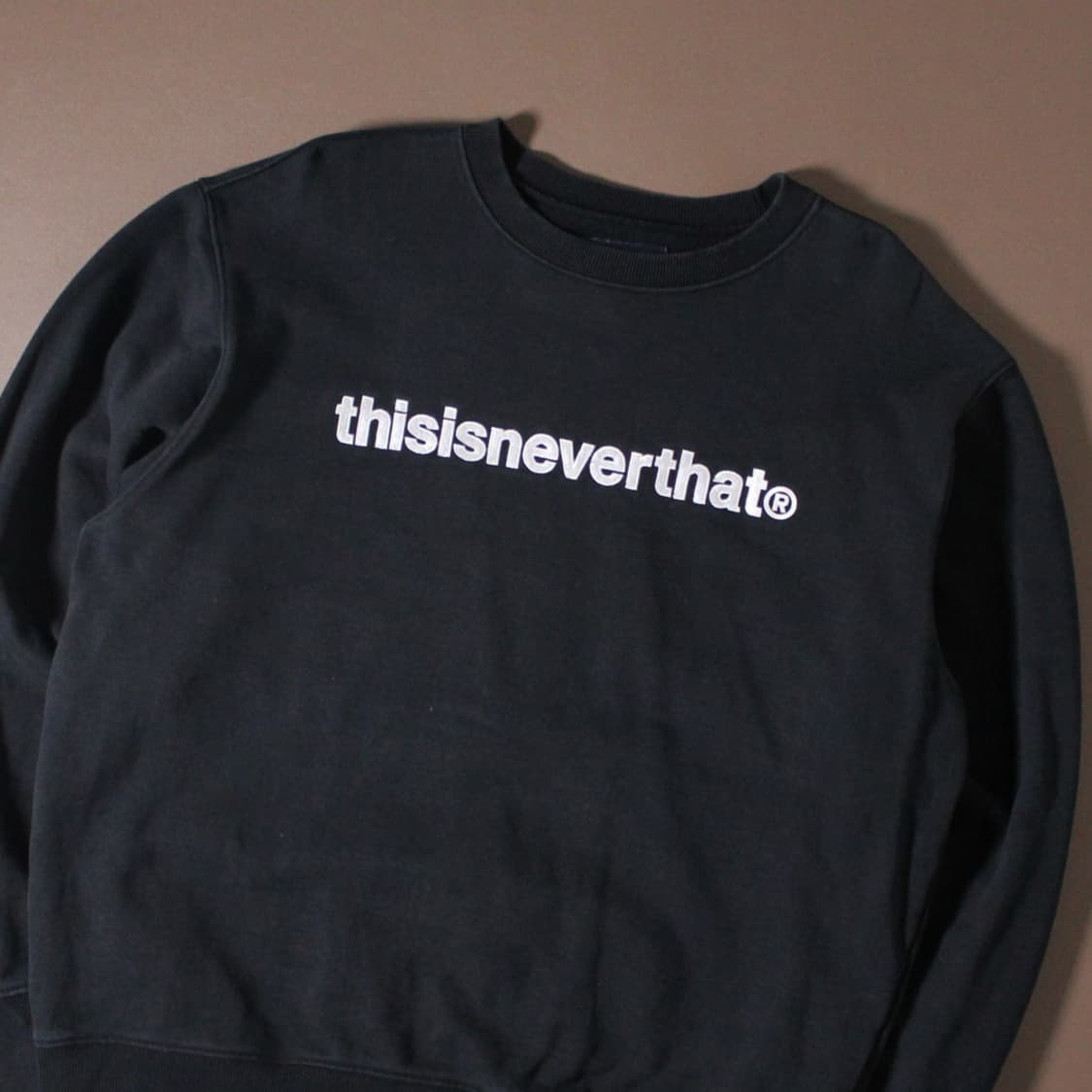 Thisisneverthat 디스이즈네버뎃 블랙 맨투맨 상품이미지2