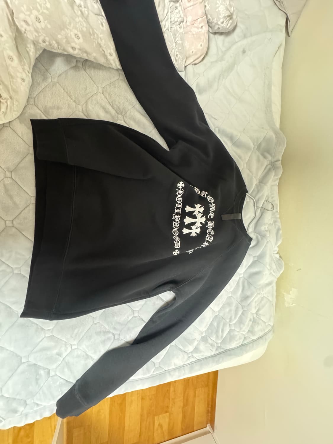 크롬하츠 세메터리 스웻셔츠 판매합니다 2xl 상품이미지1