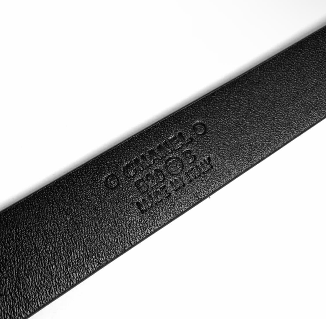 [75] 샤넬 여성 클래식 CC로고 자개 단추 램스킨 레더 벨트 퍼플 상품이미지9