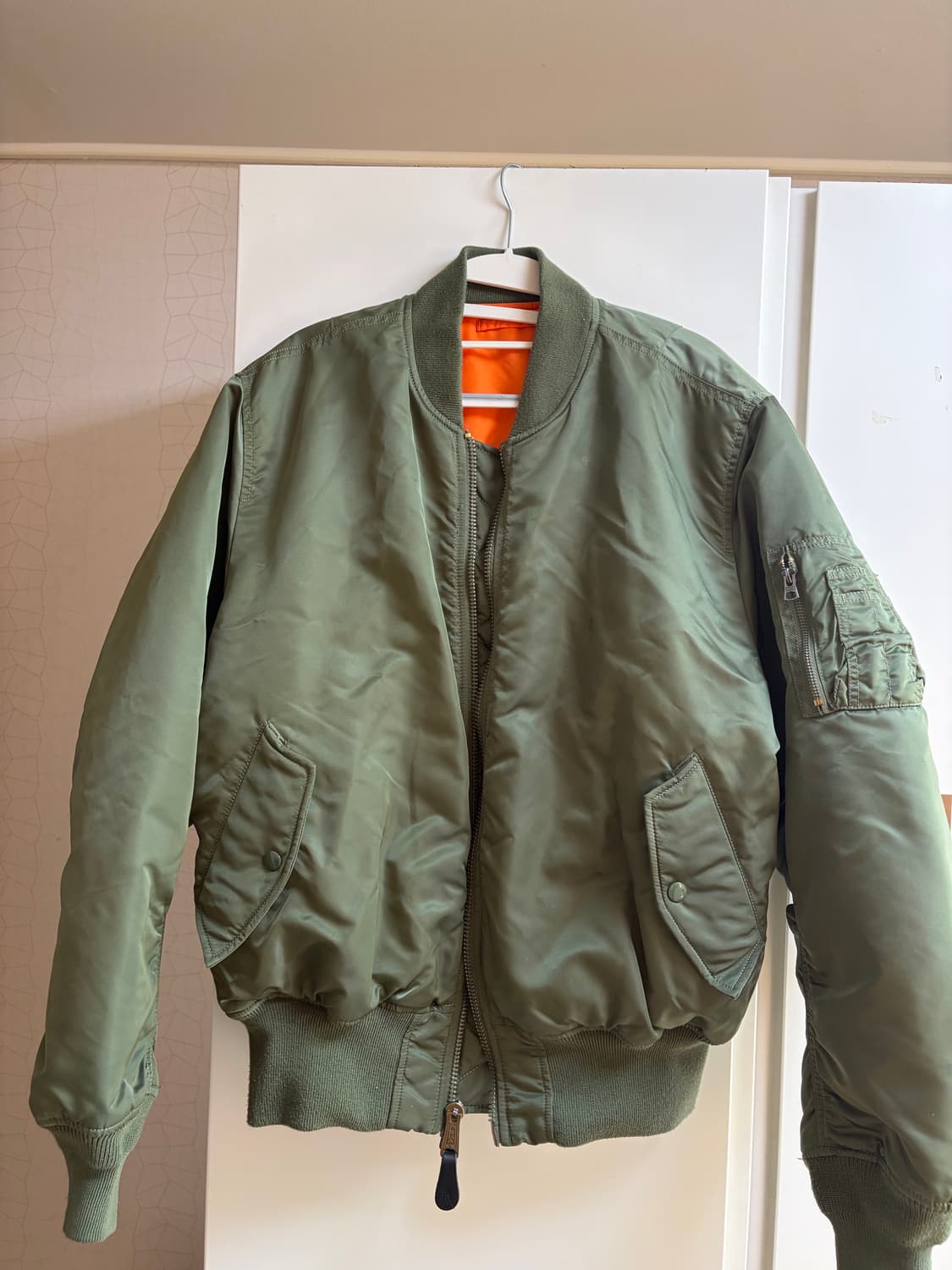 알파인더스트리 ma-1 세이지그린 L 상품이미지1