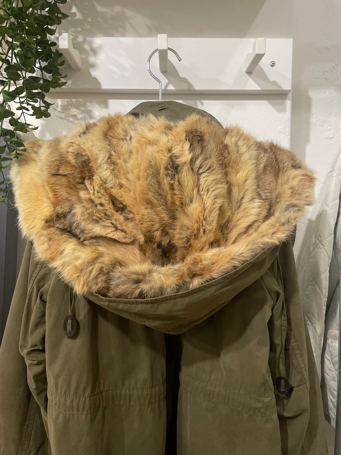 Sherpa-Lined Fur Hood Parka 상품이미지10