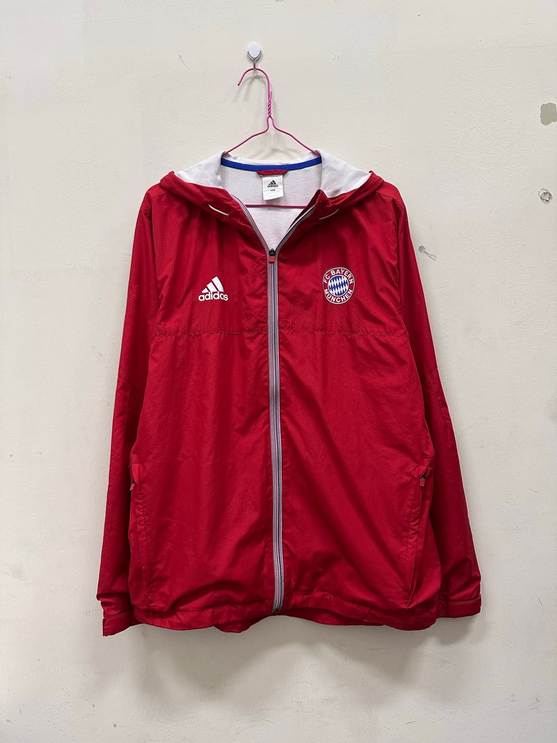 아디다스 바이에른 뮌헨 바람막이 상품이미지1