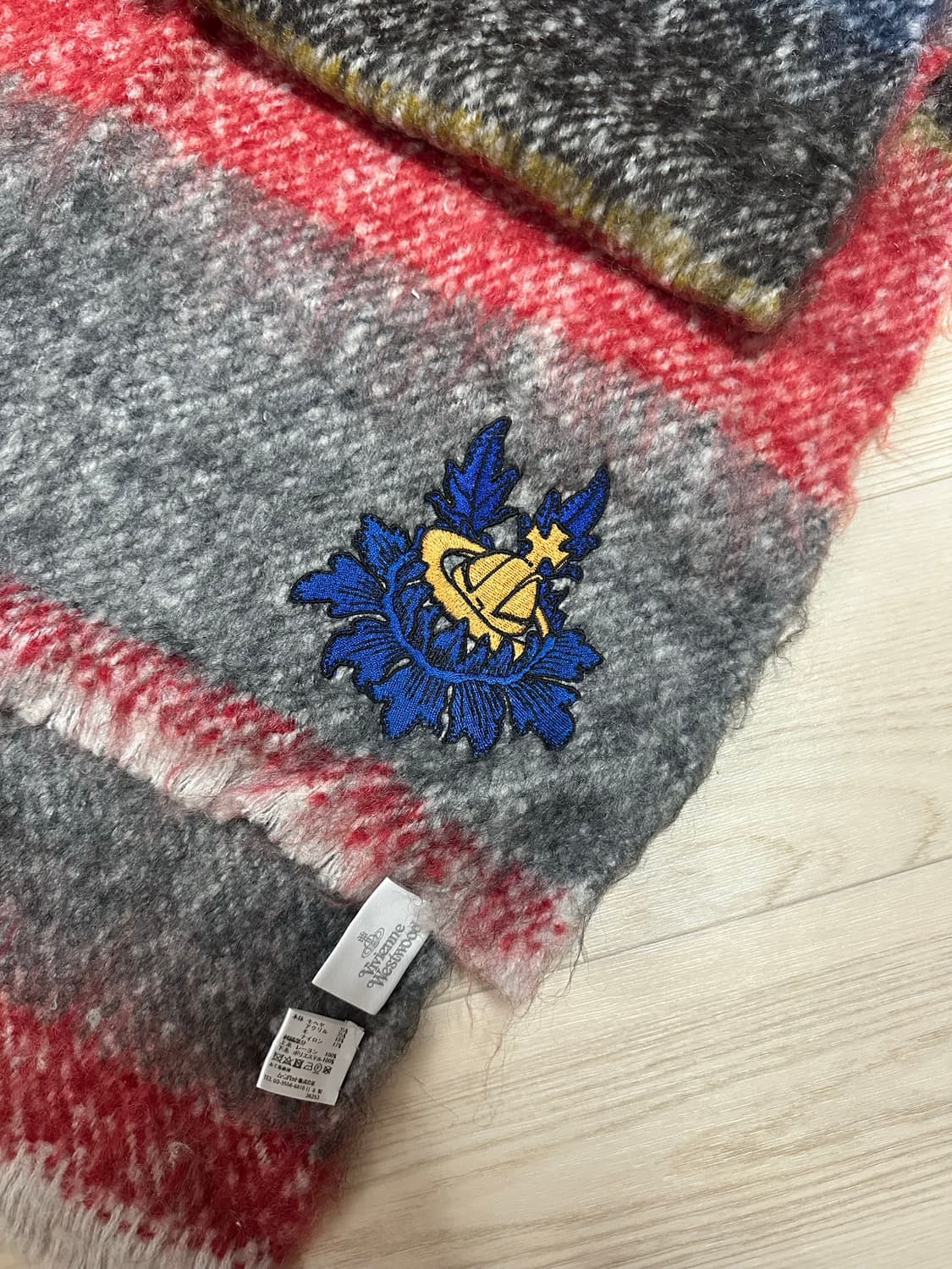 비비안웨스트우드 모헤어 머플러 상품이미지2