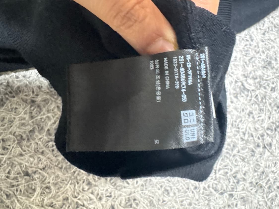 유니클로 jw앤더슨 터틀넥 목티 니트 블랙L 상품이미지3