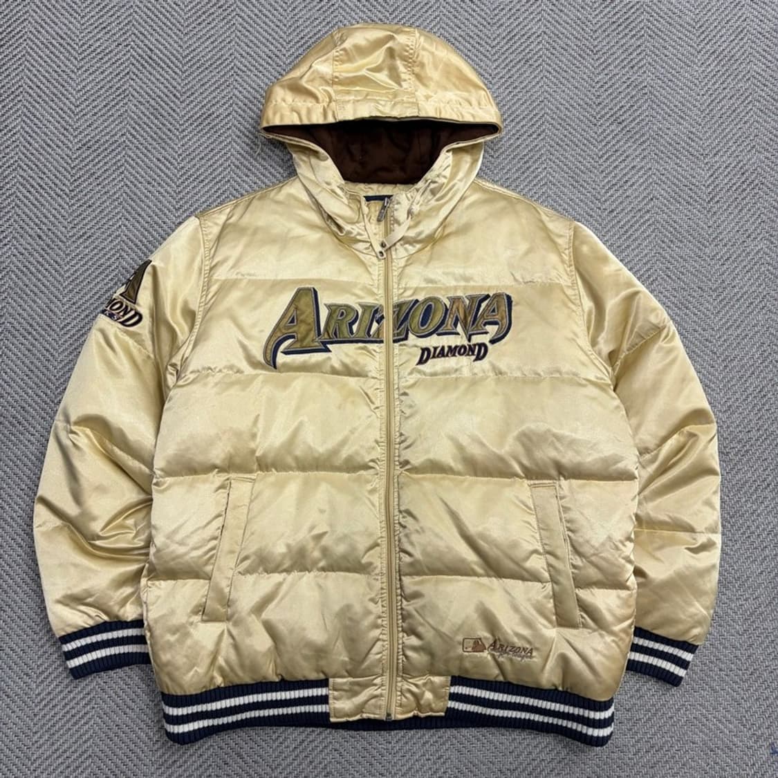 mlb 애리조나 다이아몬드 패딩점퍼 v1873 상품이미지1