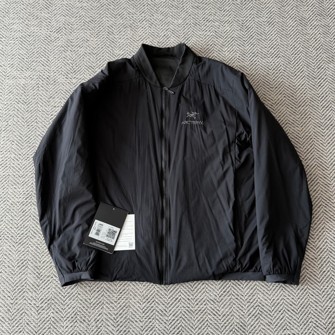 아크테릭스 아톰LT 봄버 숏 자켓 상품이미지1