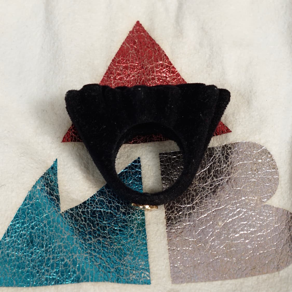 앰부쉬 POW 벨벳 반지 상품이미지6