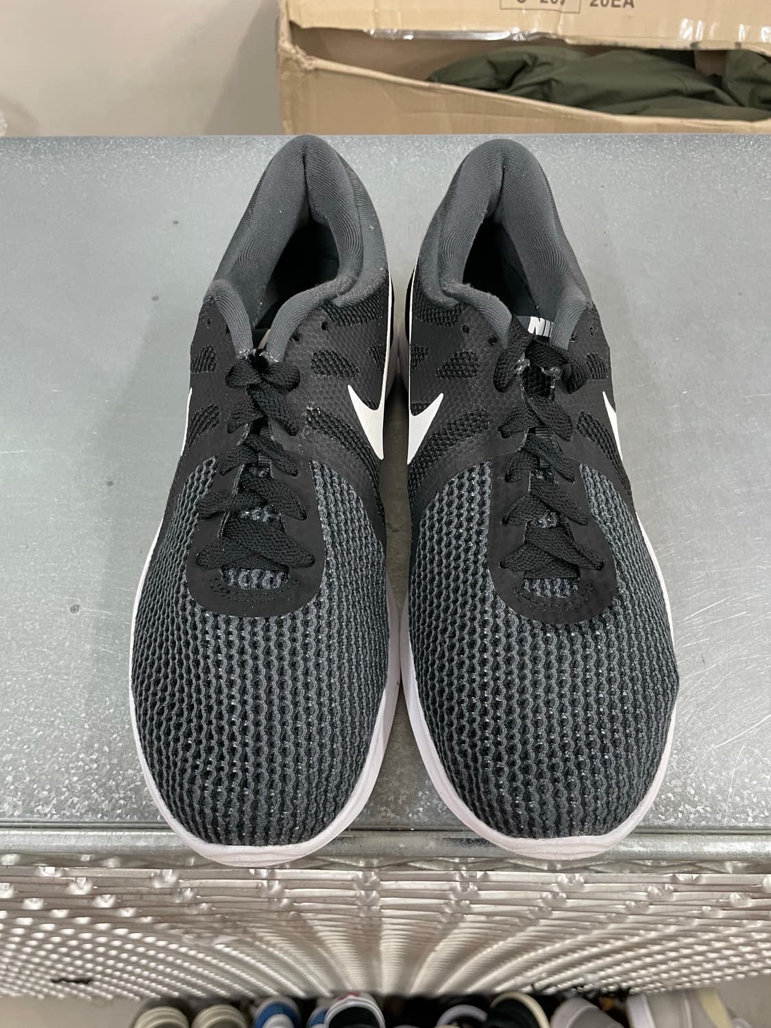 나이키 레볼루션 4 블랙 270 상품이미지5