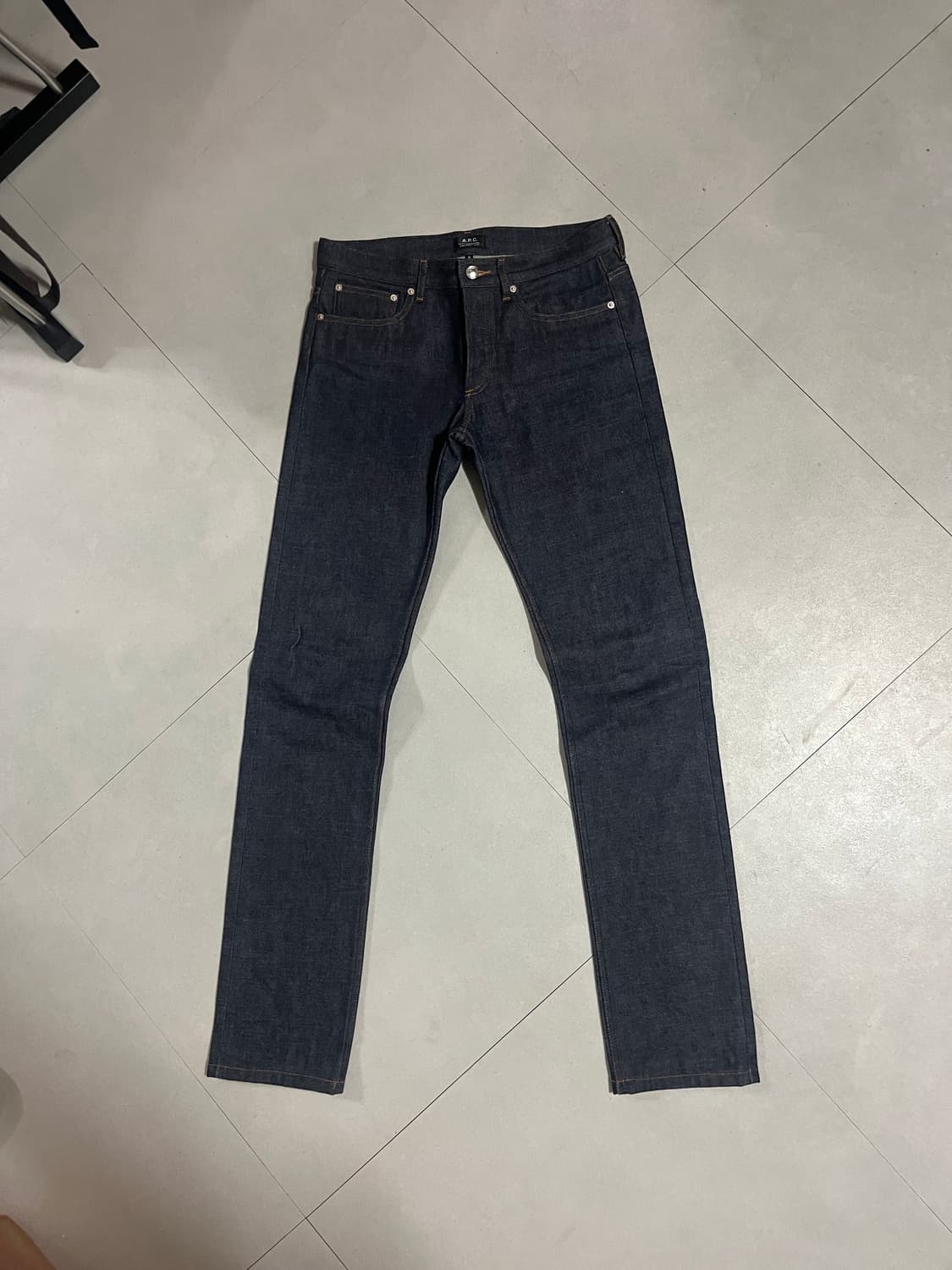 APC 쁘띠 스탠다드 셀비지 데님 31사이즈 새제품 상품이미지1