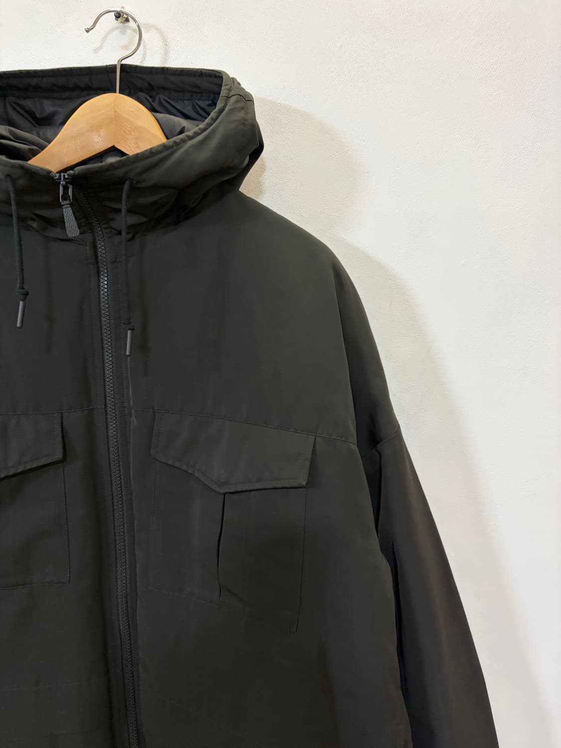 유니클로 White Mountaineering 콜라보 패딩 상품이미지2