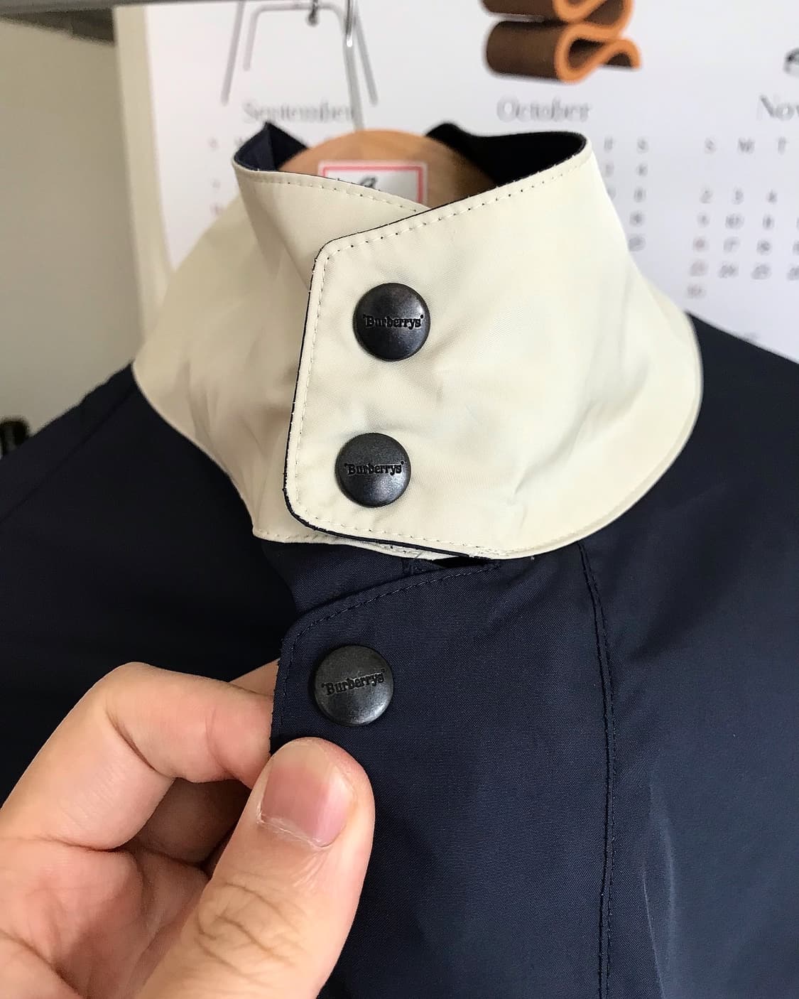 버버리 로고 블루종 자켓 상품이미지4