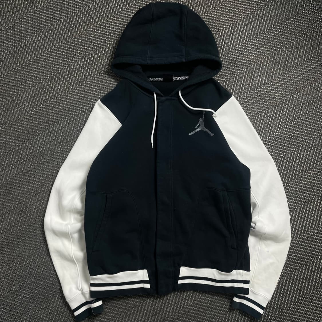 나이키 에어조던 자수로고 스웻 바시티 후드 자켓o 4690 상품이미지1