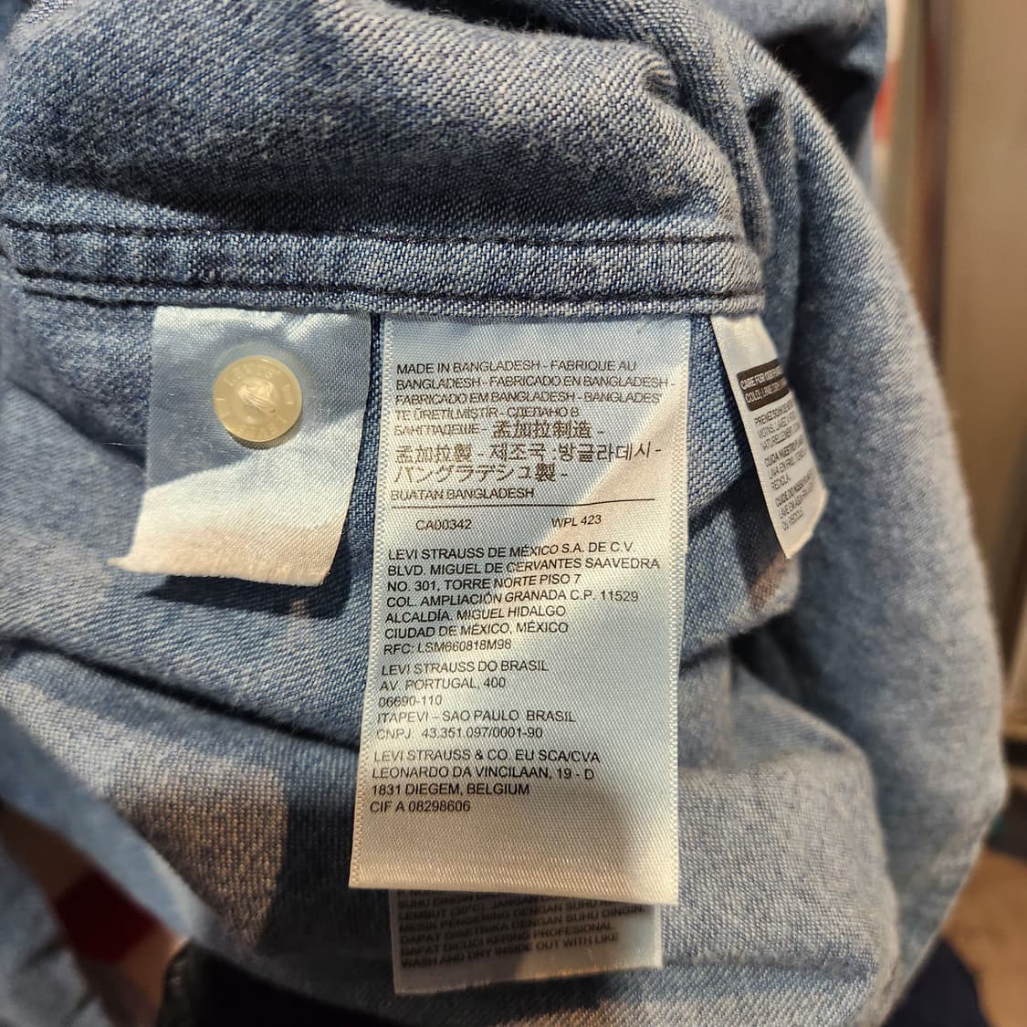 리바이스 웨스턴 데님 셔츠 (연청) 상품이미지4