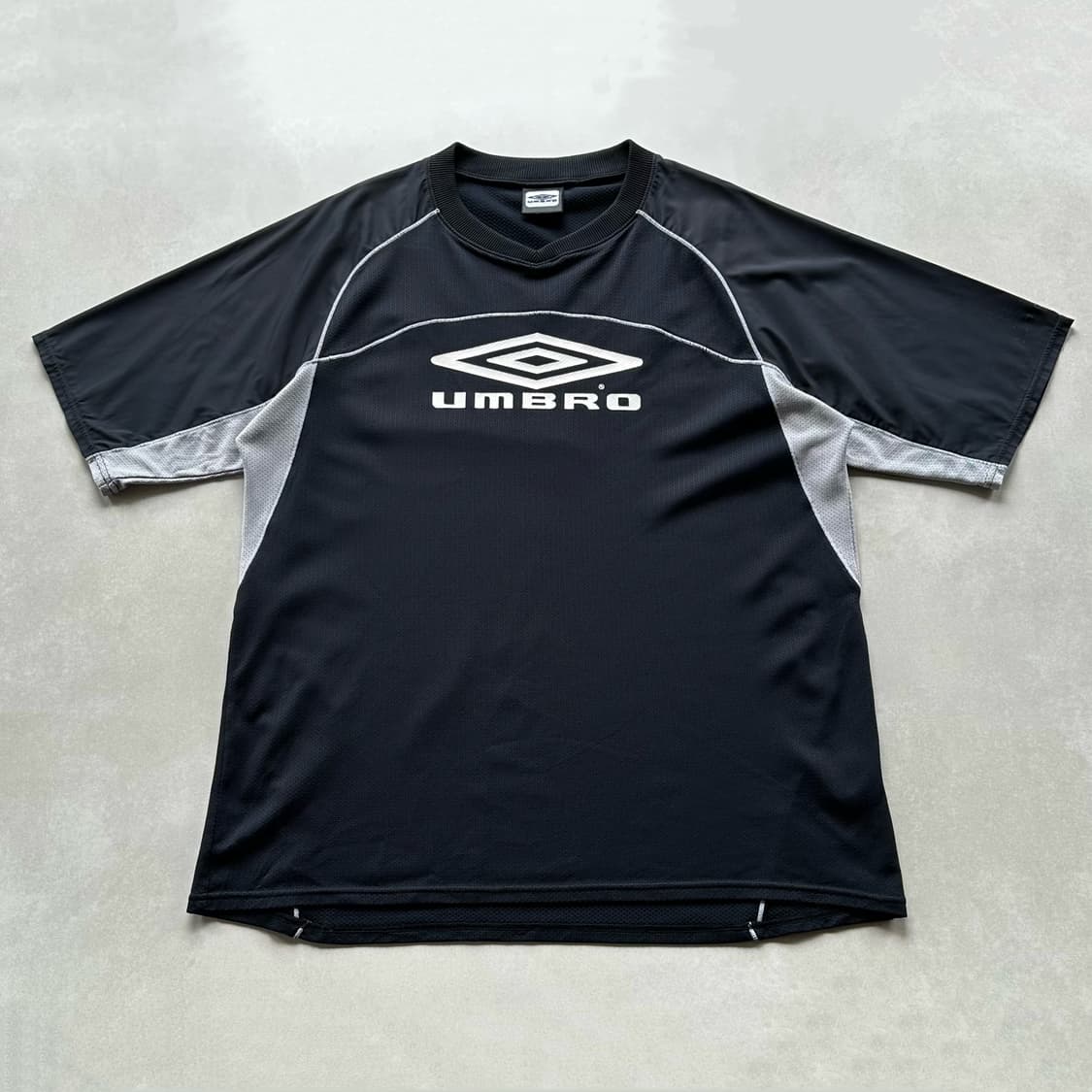 [L-XL]엄브로 메쉬 반팔 티셔츠 상품이미지1