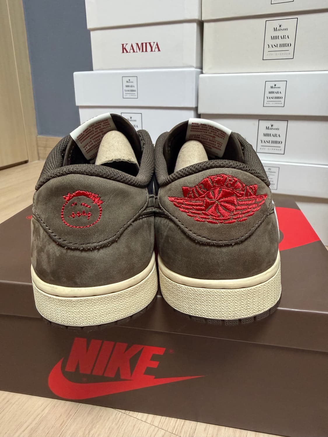 나이키 에어조던1 트래비스 스캇 로우 OG 280사이즈 상품이미지8