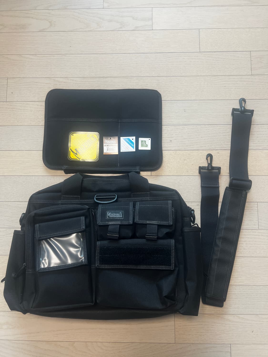 맥포스 CSI 뉴욕 오피스백 상품이미지1