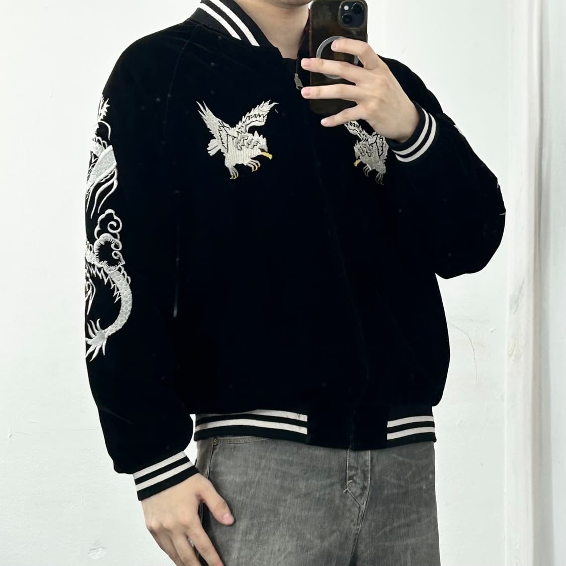 리버시블 벨벳 자수 스카쟌 자켓 상품이미지3