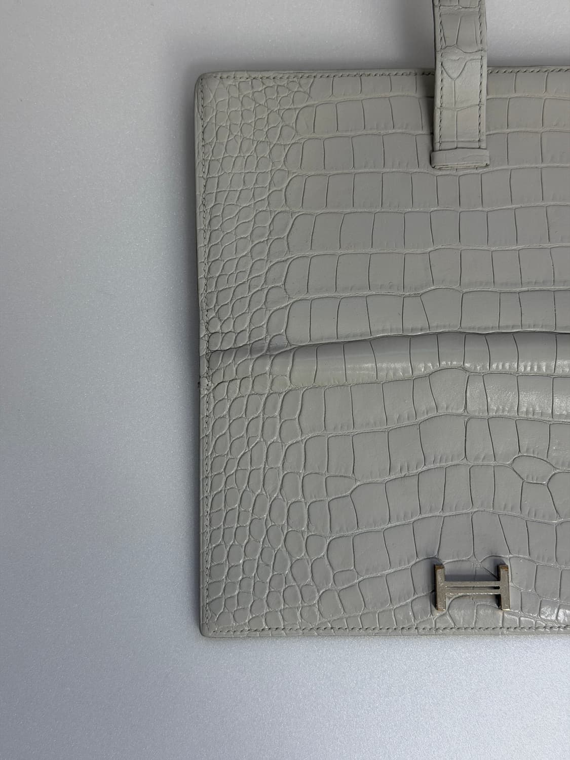 새상품급 에르메스 와니 베안 장지갑 화이트 상품이미지7