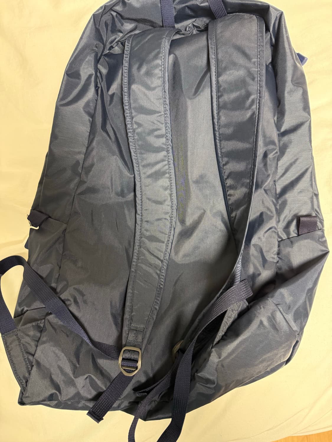 몽벨 포켓터블 데이팩 20L 네이비 새상품 상품이미지4