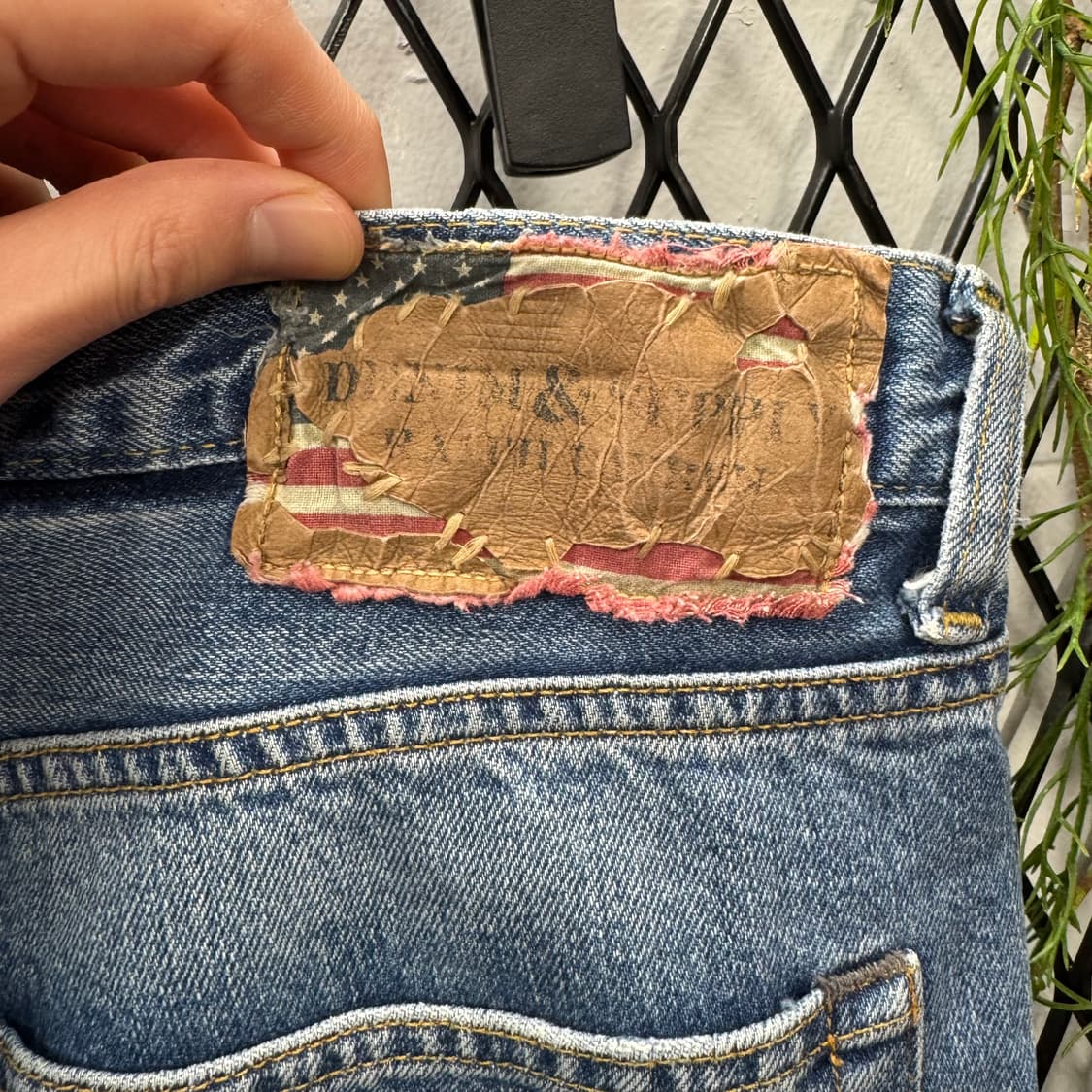 데님 앤 서플라이 랄프로렌 데님 팬츠 후면 패치 포인트 연청 상품이미지6