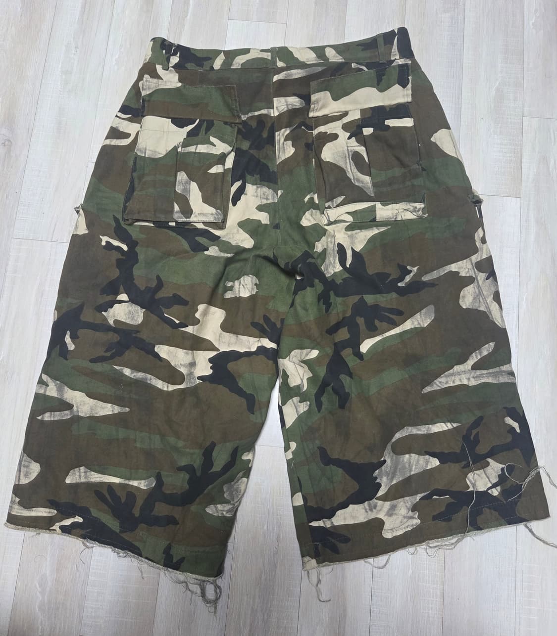 노쿨러스 신세계 익스클루시브 카모 카고 쇼츠 상품이미지1