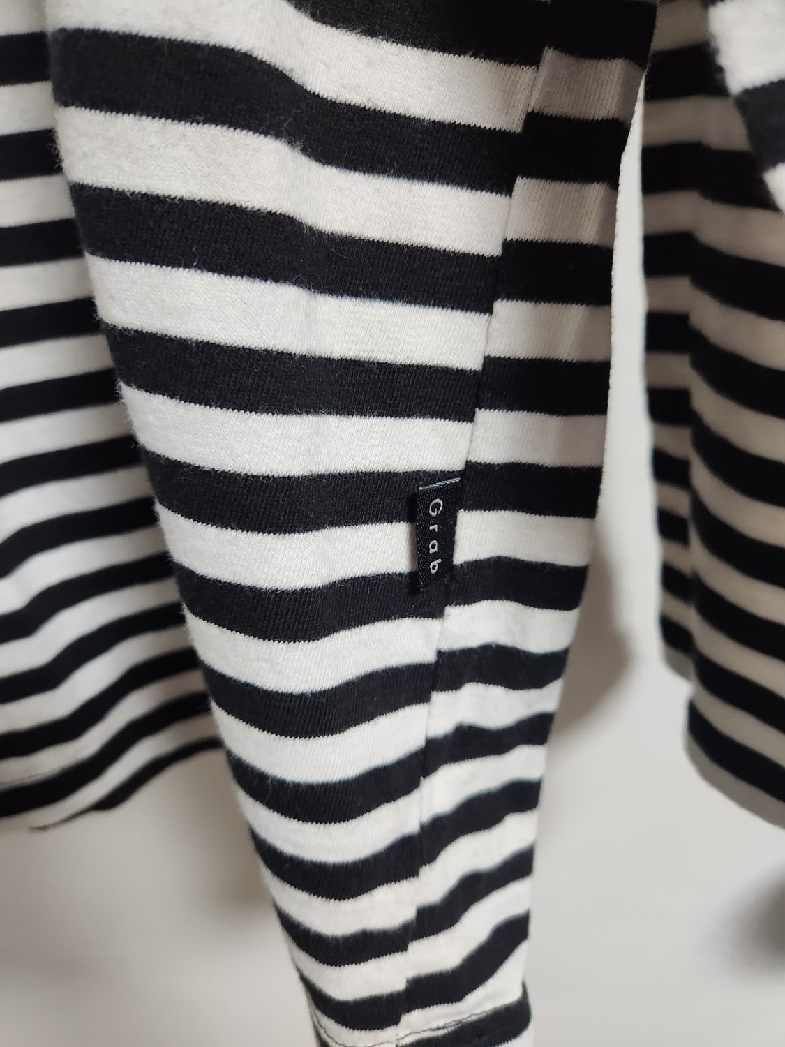 남성 줄무늬 긴팔 티셔츠 블랙/화이트 F(~105) 상품이미지3