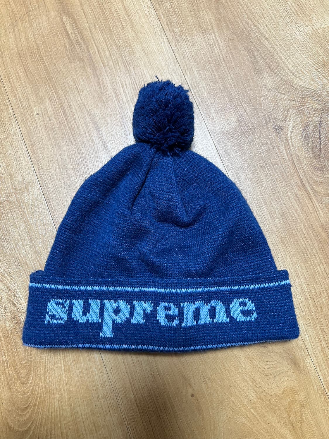 슈프림 방울비니 판매 상품이미지2