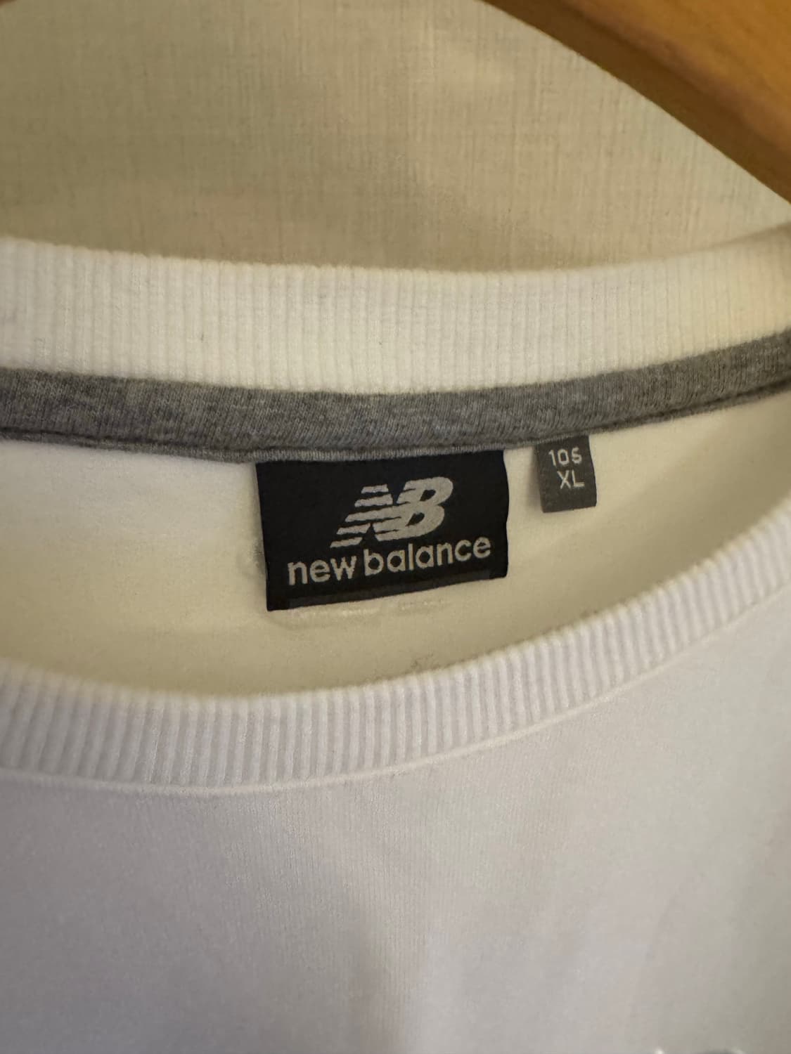 XL) 뉴발란스 맨투맨 화이트 상품이미지4