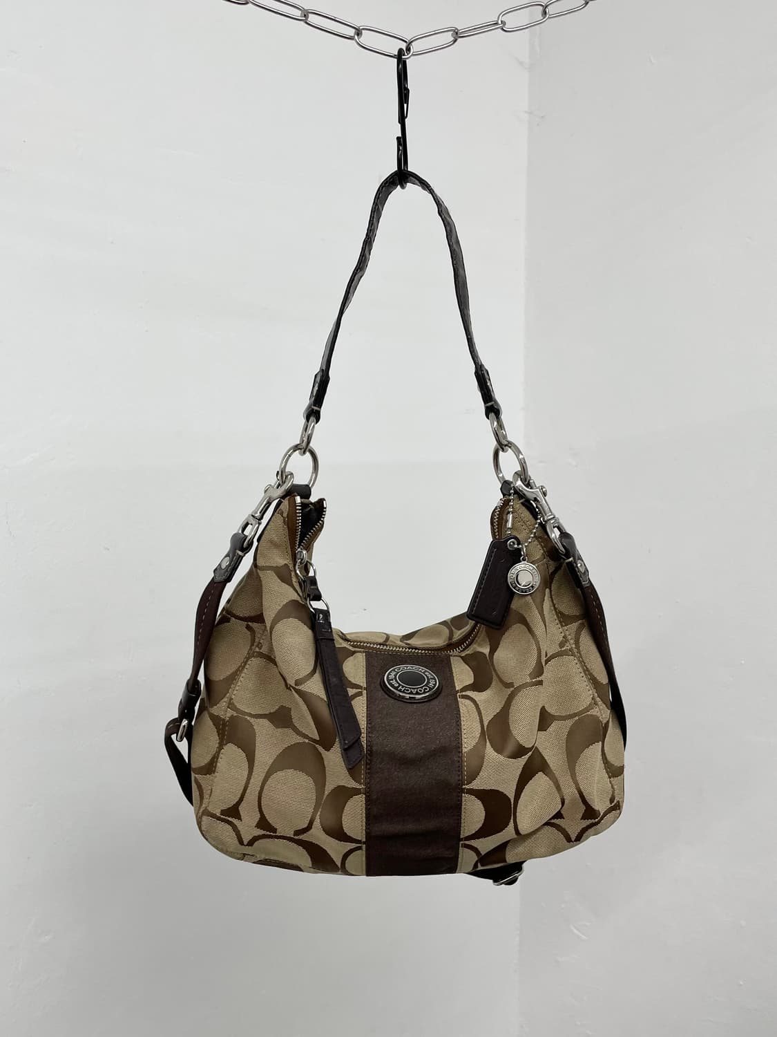 코치 자카드 호보백 상품이미지1
