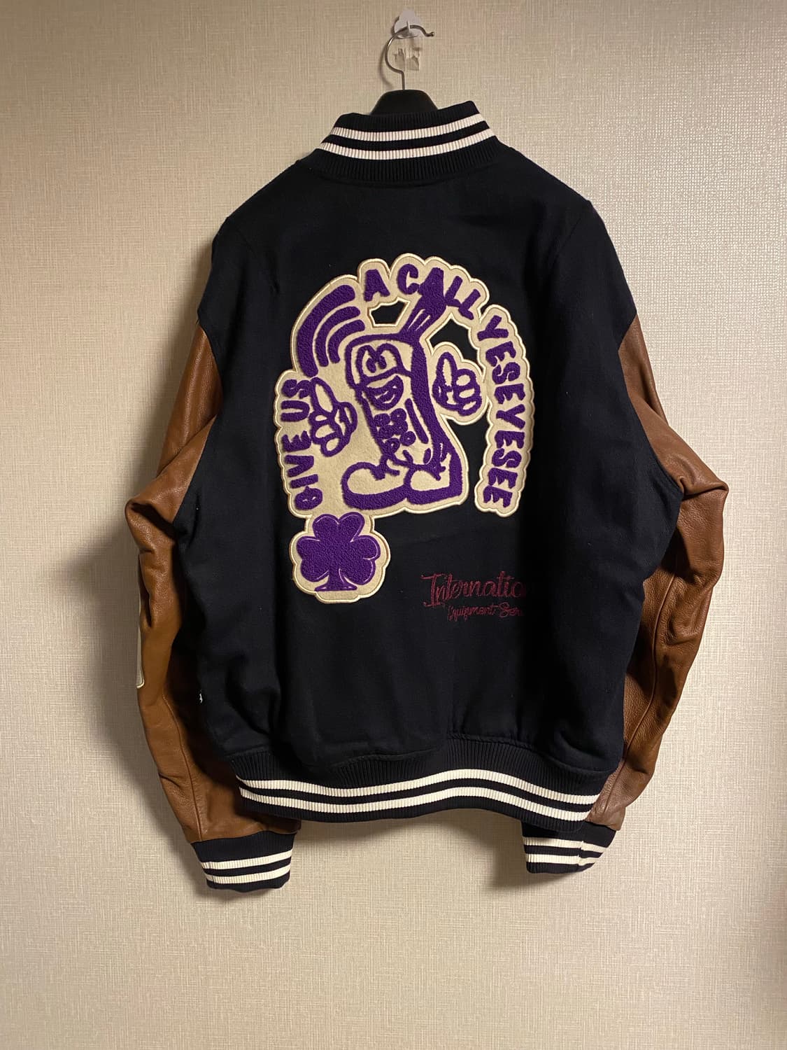 Yeseyesee 바시티자켓  상품이미지2