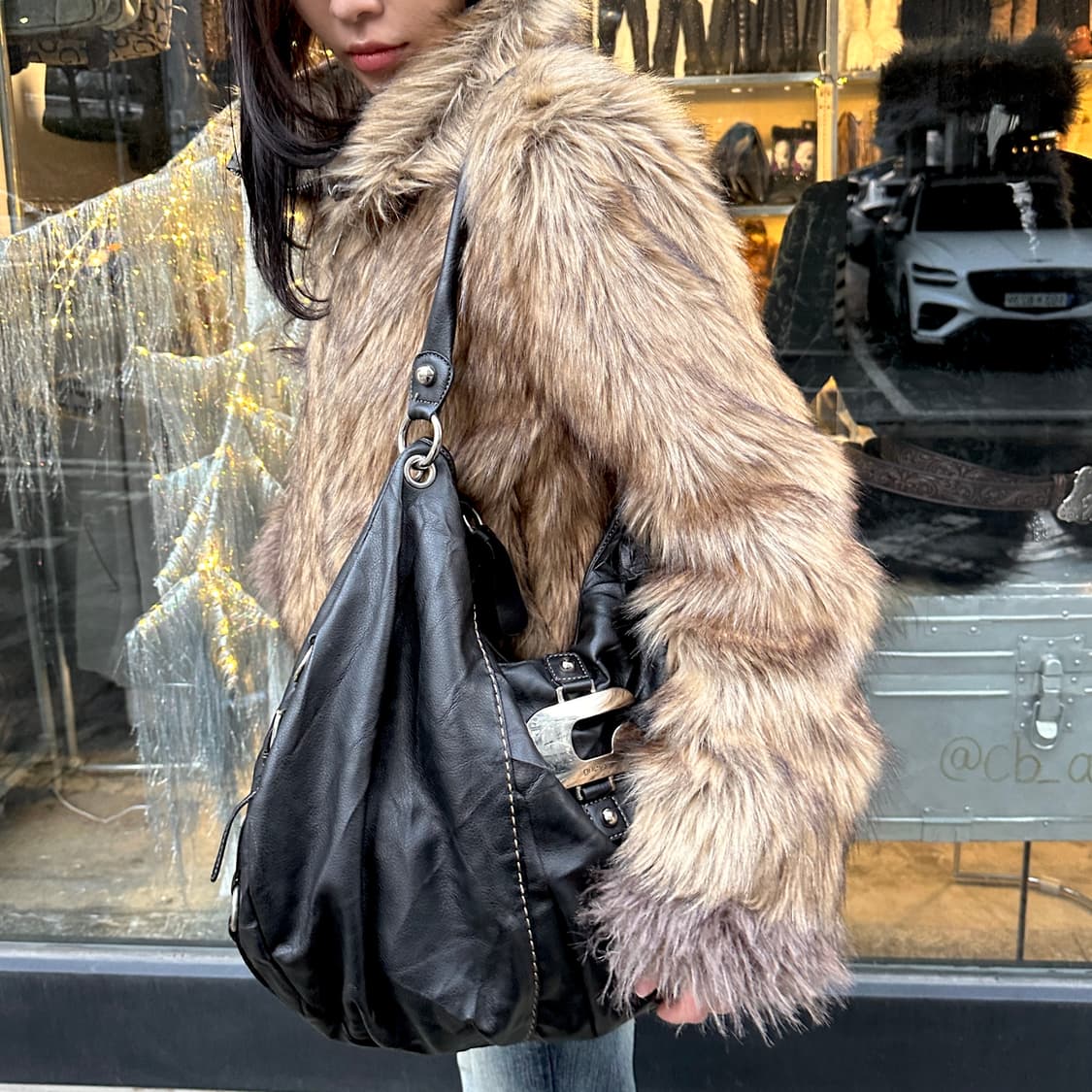 00s 빈티지 라지 라운드 게스 스티치 백 상품이미지9