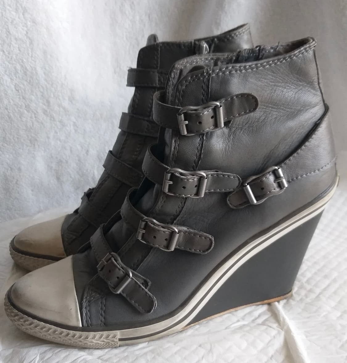 Ash 아쉬코리아정품 양가죽 스니커즈 40 상품이미지1