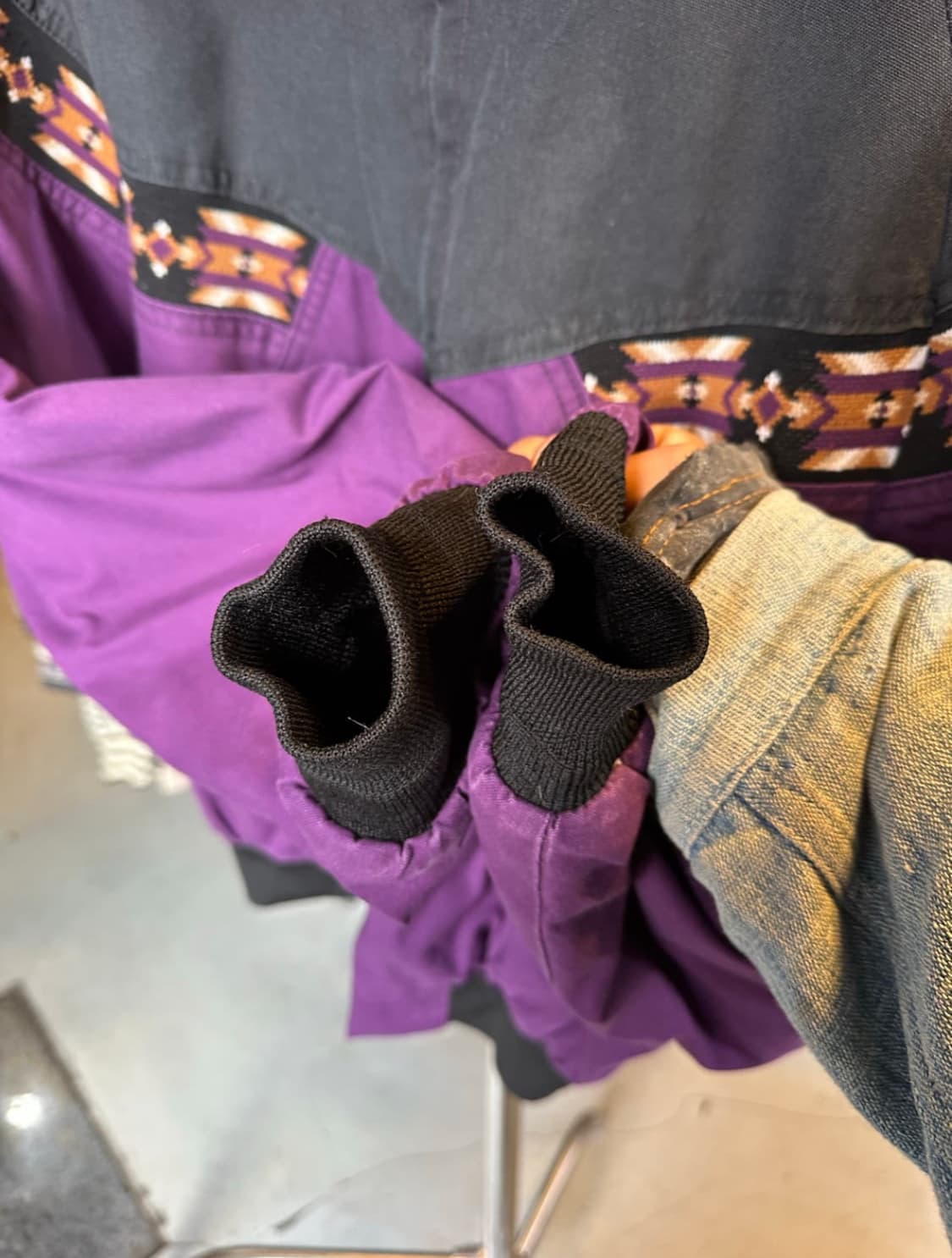 American vintage 90s 웨스턴 아즈텍 컨버스 울 봄버 상품이미지6