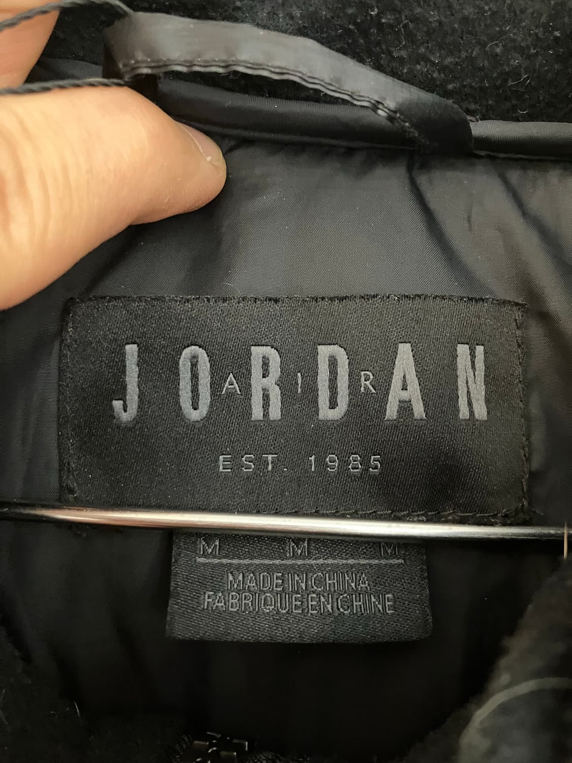 나이키 조던 유광 패딩 M 상품이미지5