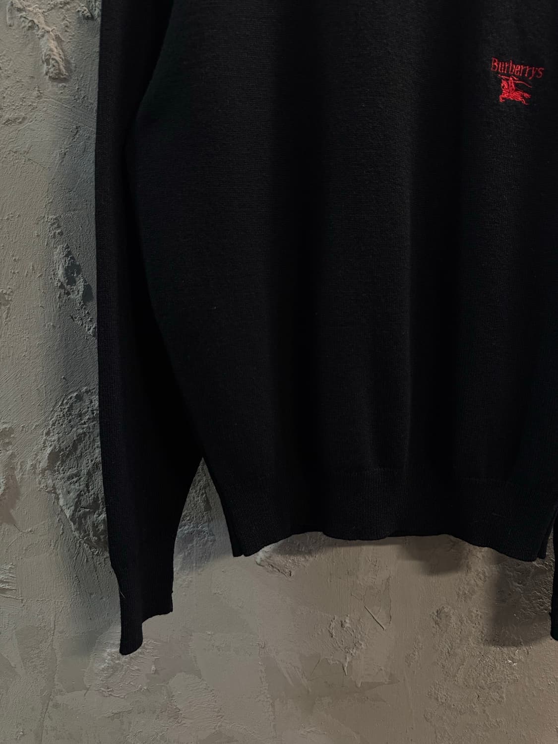 40 버버리 BURBERRY 램스울 크루넥 니트 블랙 상품이미지2