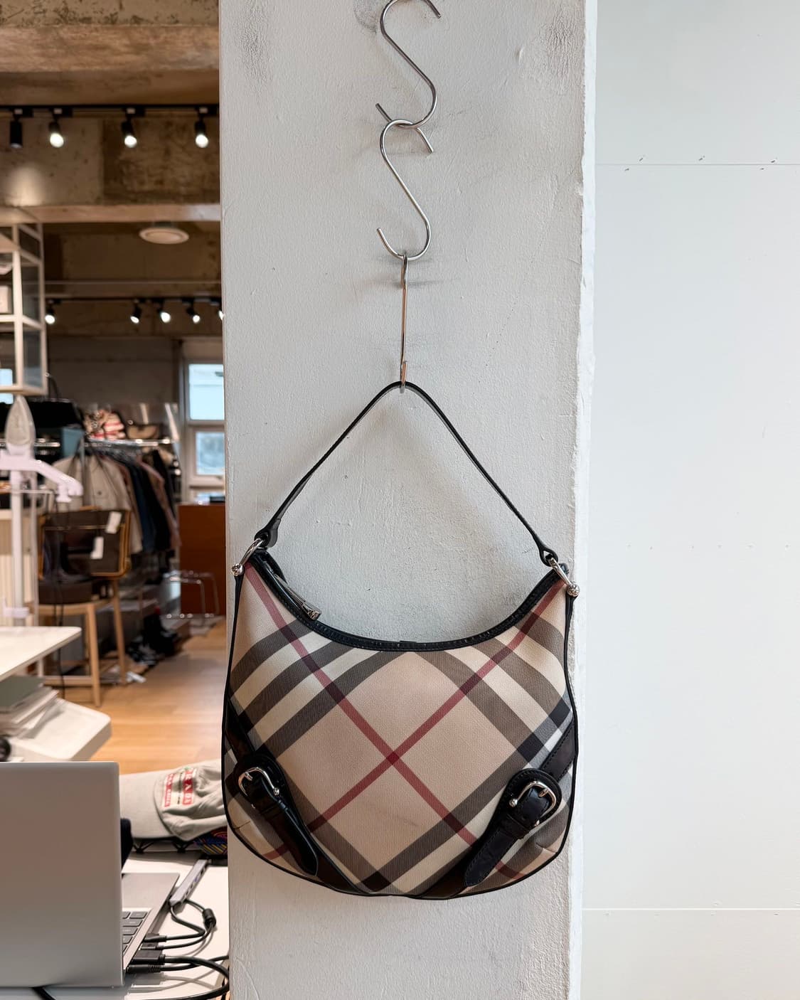 버버리 브라운 노바체크 숄더백  상품이미지2