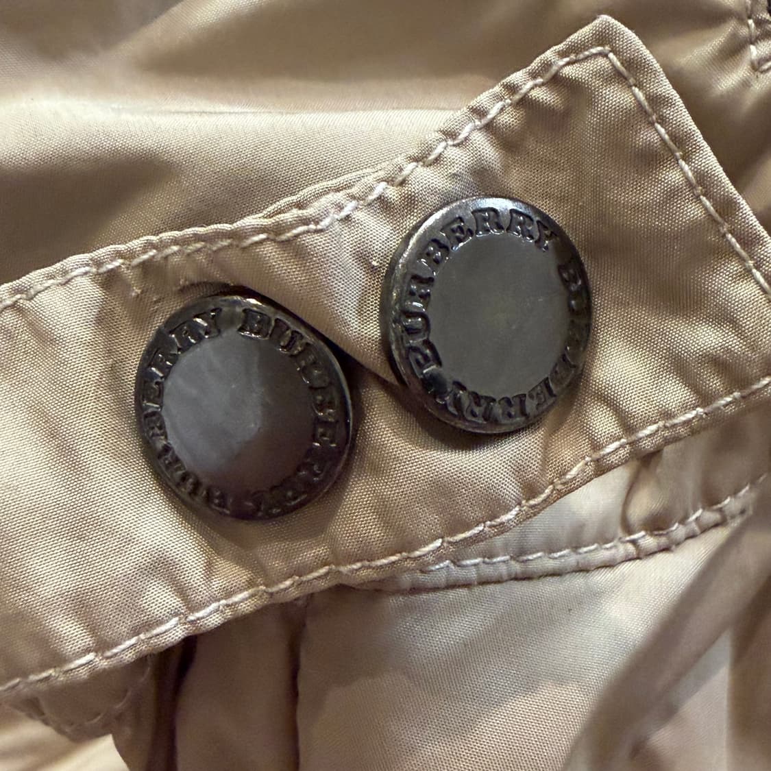 버버리 패디드 후드 포켓 필드 자켓  상품이미지10