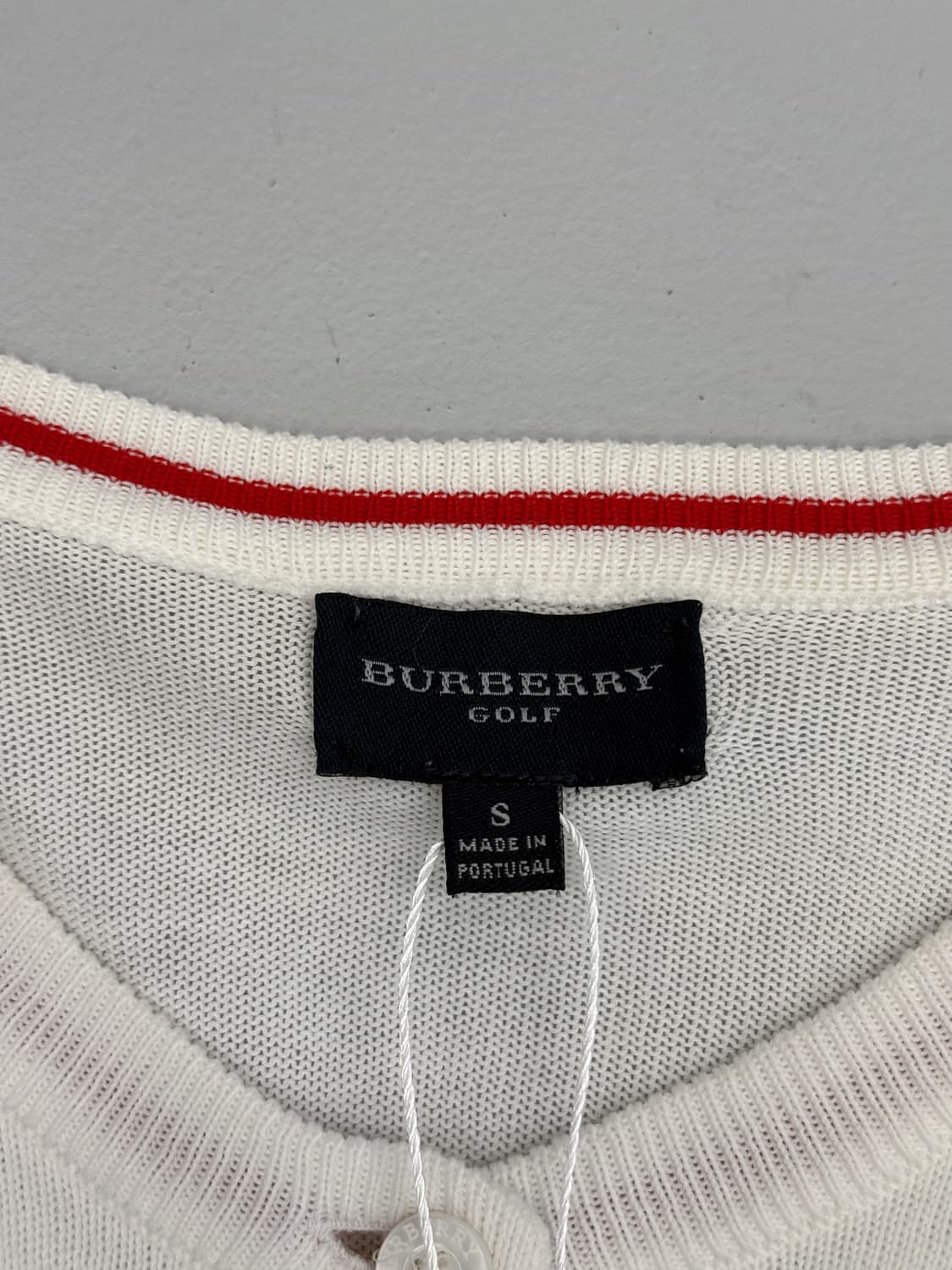 버버리 화이트 U넥 가디건  상품이미지5