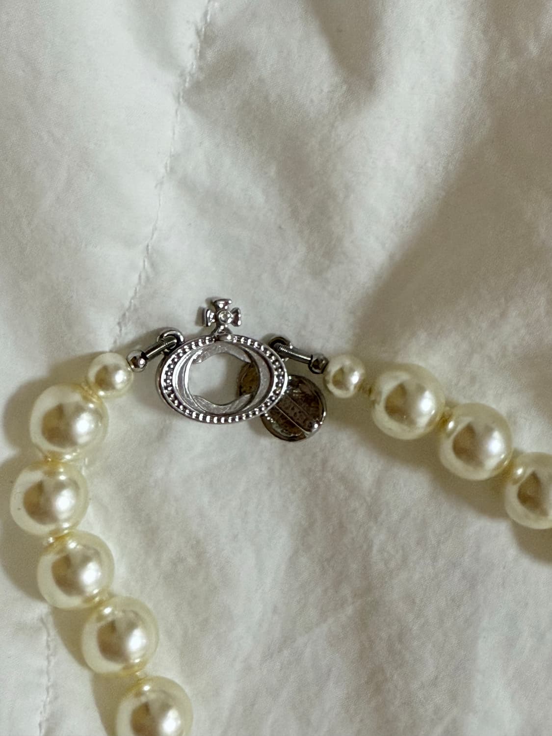 비비안웨스트우드 진주 목걸이 판매합니다 상품이미지3