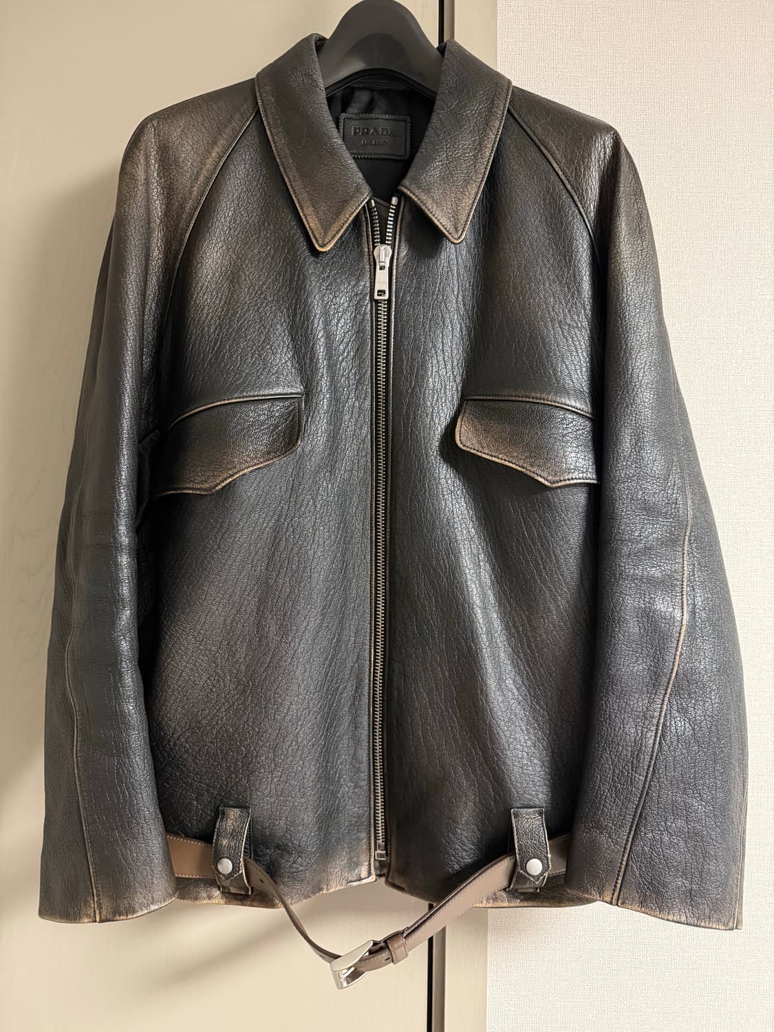 Prada 24fw 벨티드 레더 블루종 자켓 42  상품이미지1
