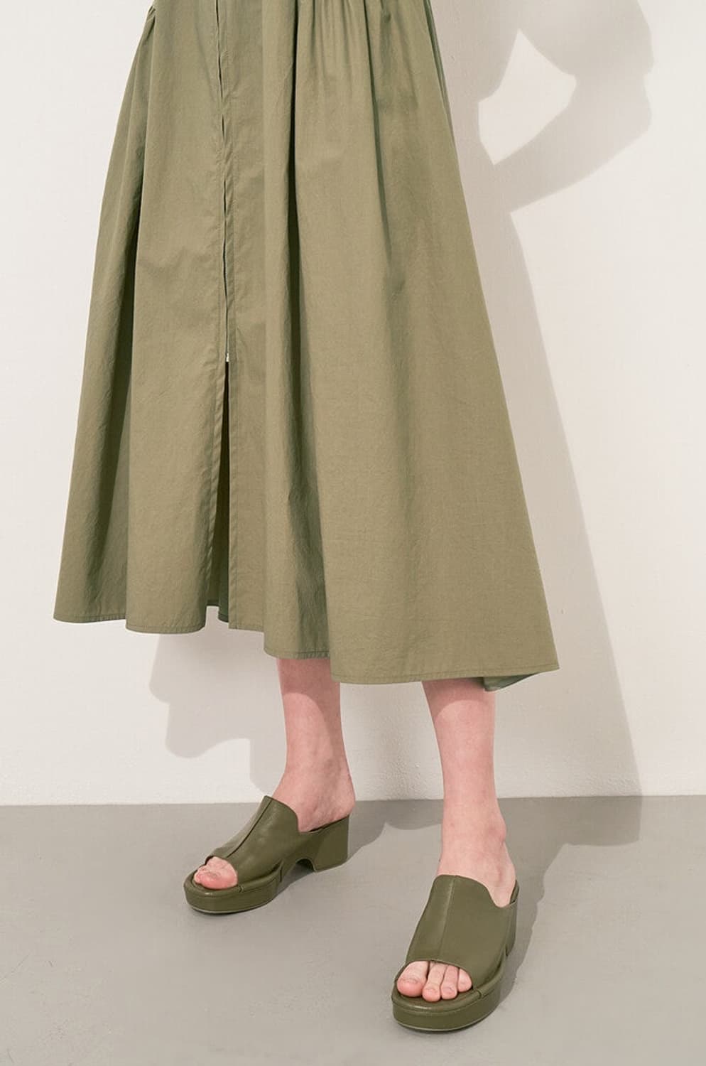 (55사이즈)한섬 타임 브이넥 밴딩 집업 롱원피스 상품이미지6